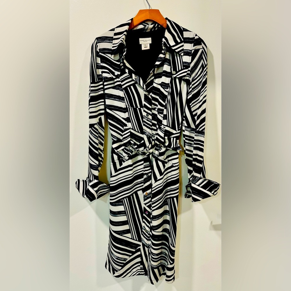 GORGEOUS PROFESSIONAL DRESS